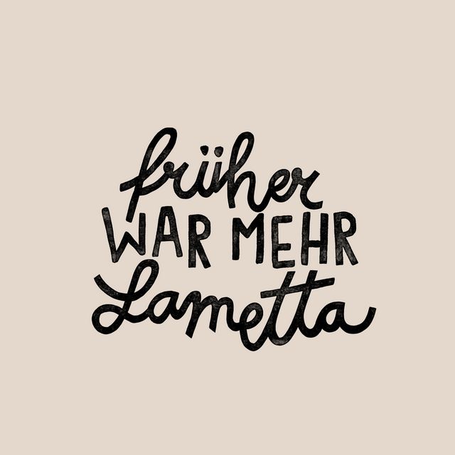Kissen Früher war mehr Lametta rot von Studio Kesse